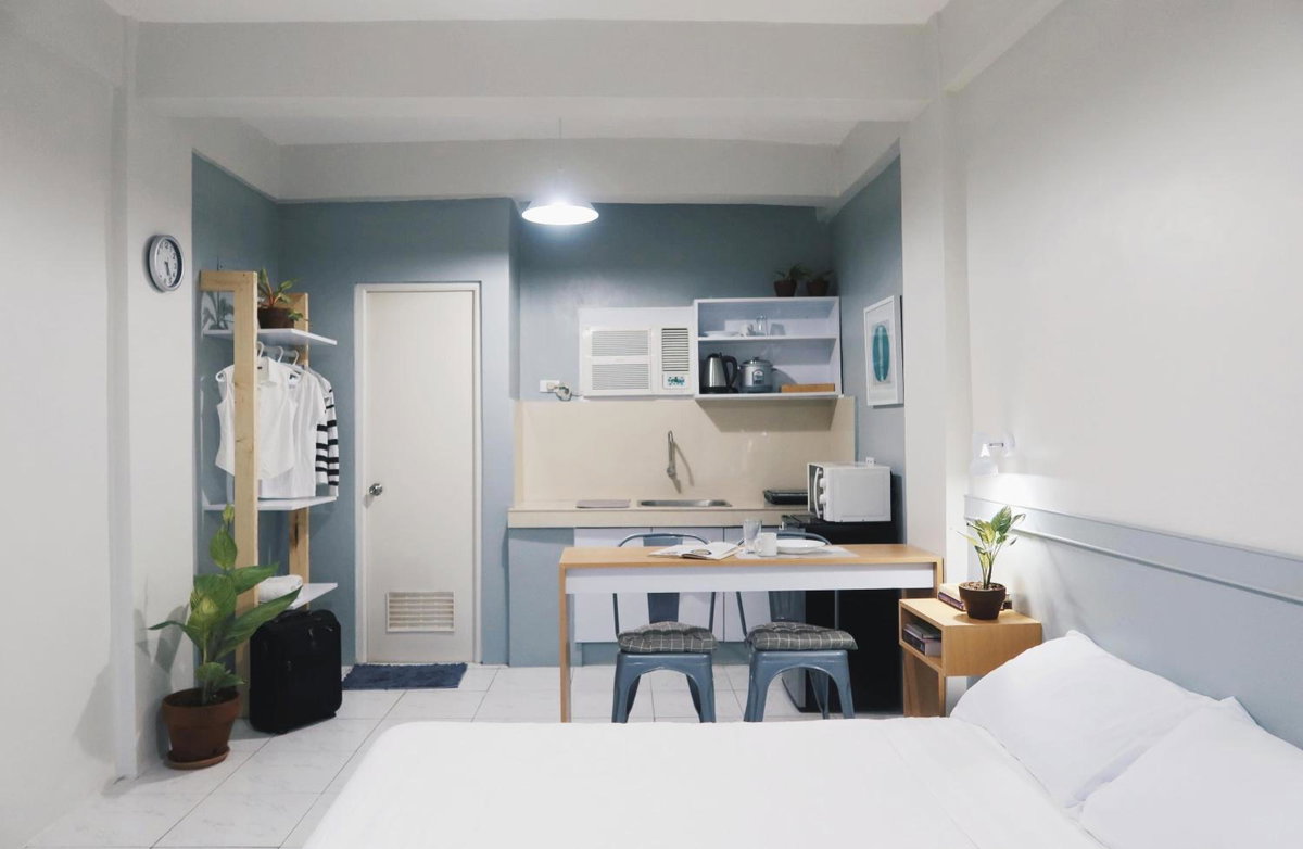 Hotel · Dragonfly Apartments and Transient House, Bacoor