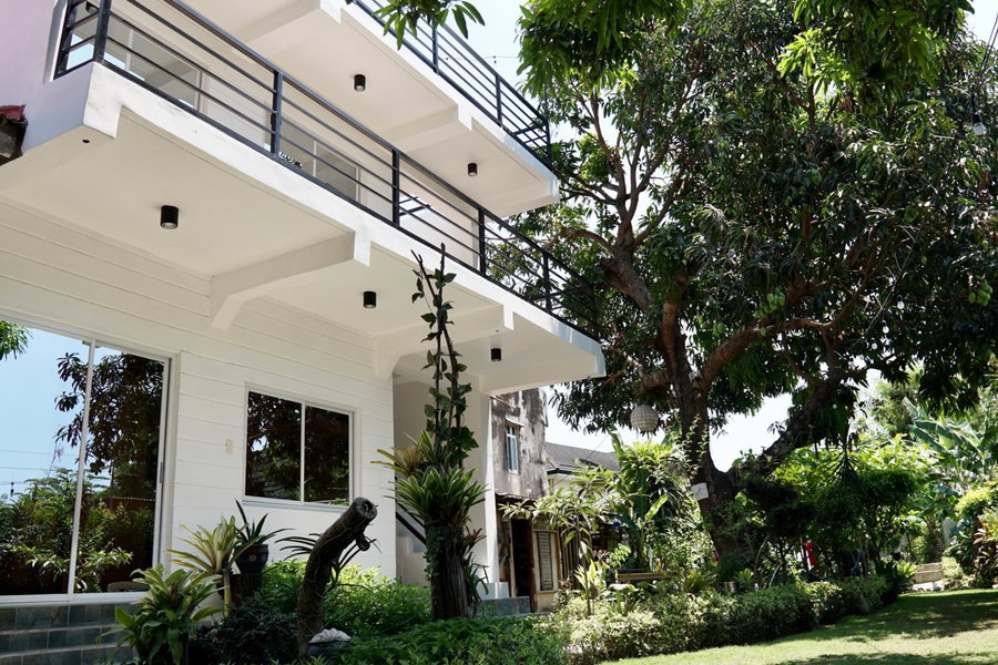 Location One Eighty, Bangcusay, Philippines