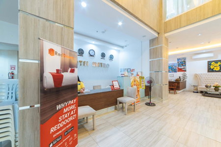 RedDoorz Plus at Hotel Metro Kalibo, Kalibo, Philippines
