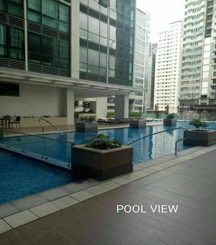 Hotel · One Uptown Residences, Taguig