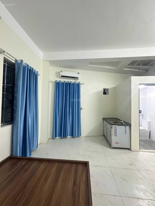 Maison à louer à Hanoï, Viêt Nam · Nam Tu Liem District · 1 chambre, 1 salle de bain