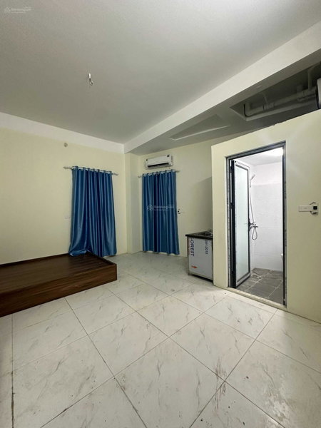 Maison à louer à Hanoï, Viêt Nam · Nam Tu Liem District · 1 chambre, 1 salle de bain