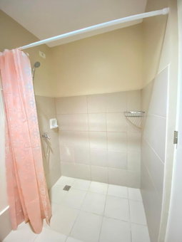 Sunvida Condo across SM City Cebu w/ WIFI and View, Cebu City, Philippines