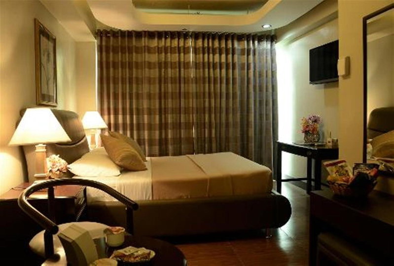 Silver Oaks Suites & Hotel, Manila, Philippines