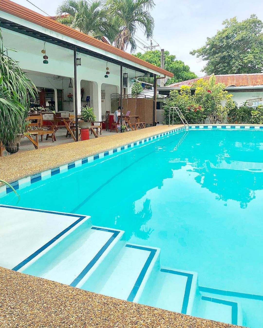 Eve's Kiosk Dive Resort, Philippines