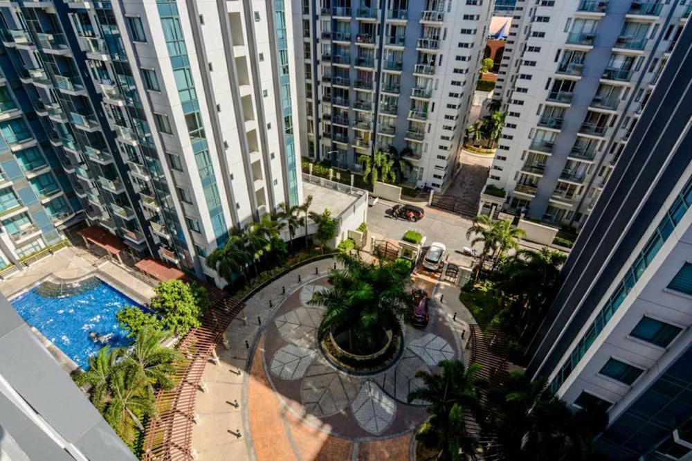 HnM Management - One Palm Tree Villas, Philippines
