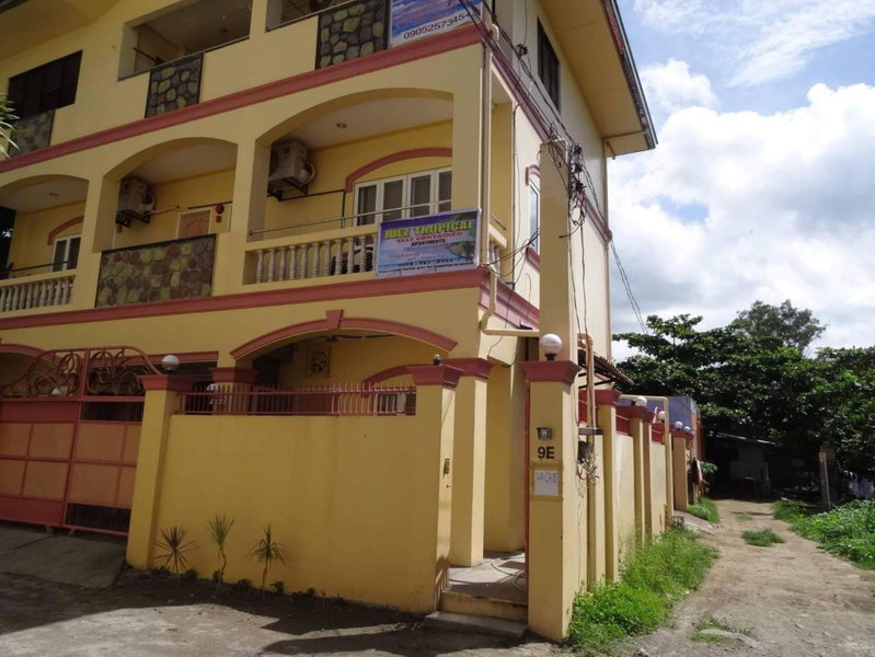 Julz Tropical Apartments, Olongapo, Philippines