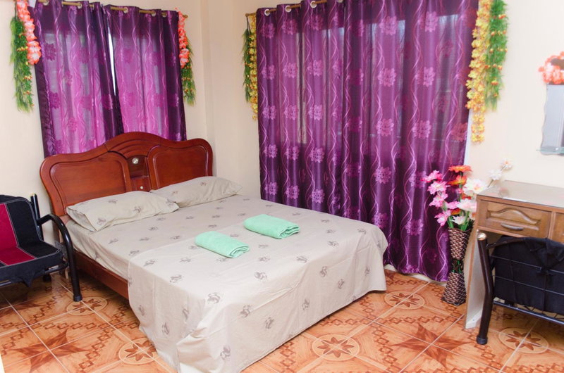 Julz Tropical Apartments, Olongapo, Philippines