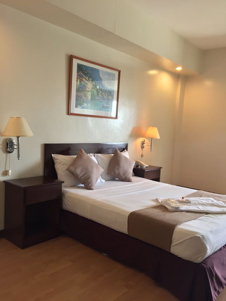 Robbinsdale Residences, Quezon City, Philippines