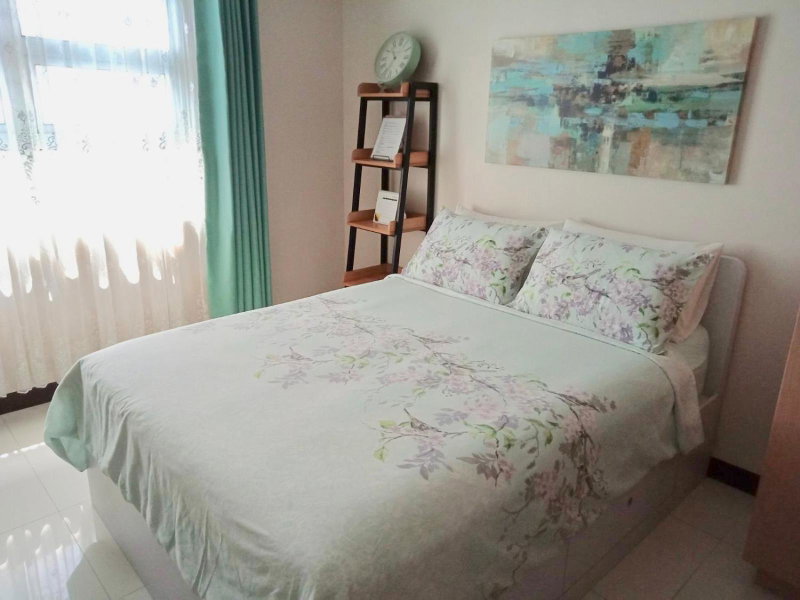 Chillax Studio 101 Newport Boulevard, Manila, Philippines