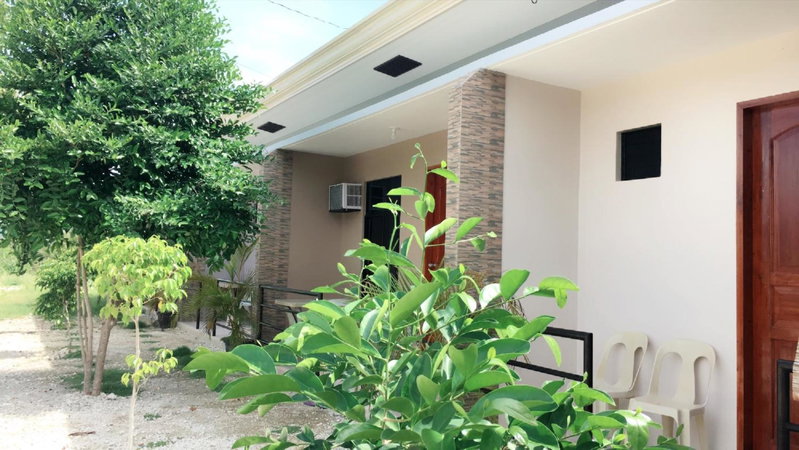 Grae’s Apartelle, Moalboal, Philippines