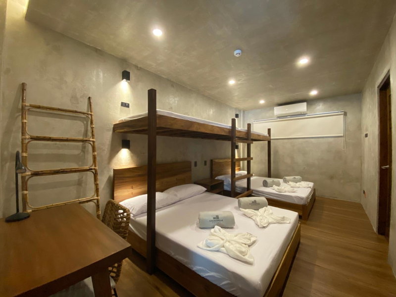 Shorebreak Hostel San Juan La Union, san juan la union, Philippines