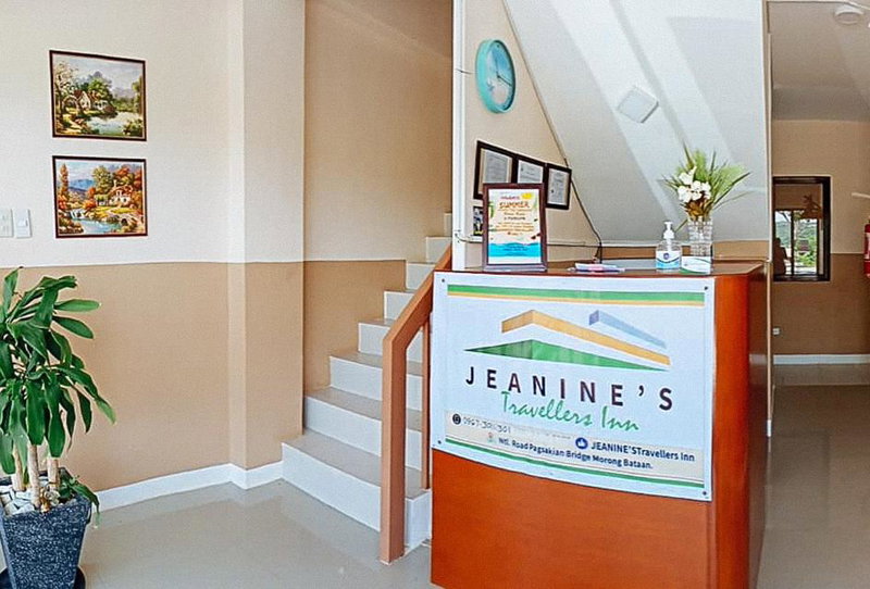 Jeanines Travellers Inn by RedDoorz, Morong, Philippines