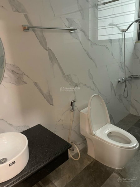 Haus zu vermieten in Hanoi, Vietnam · Ba Dinh District · 1 Zimmer, 1 Bad