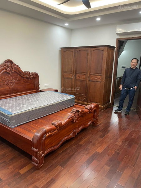 Haus zu vermieten in Hanoi, Vietnam · Ba Dinh District · 1 Zimmer, 1 Bad