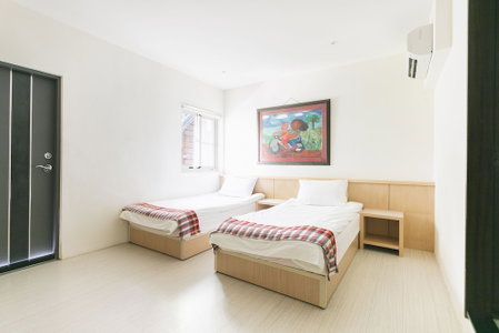 LowPressure restaurant & surf guesthouse, Donghe, Taiwan
