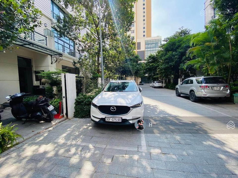 Haus zu vermieten in Hanoi, Vietnam · Cau Giay District · 1 Zimmer, 1 Bad