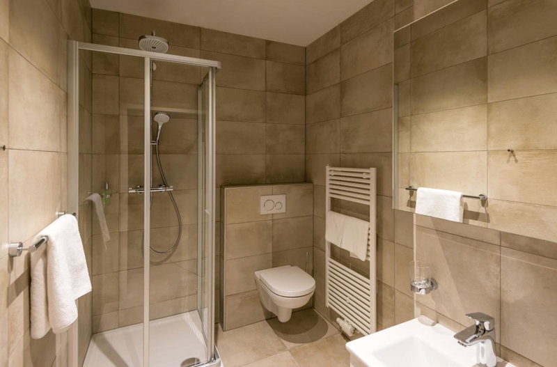 24/7 Zimmer Asten, Asten, Austria
