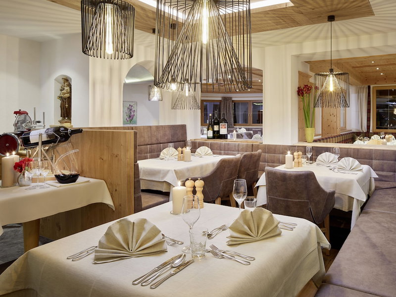 Hotel Tirol, Fiss, Austria