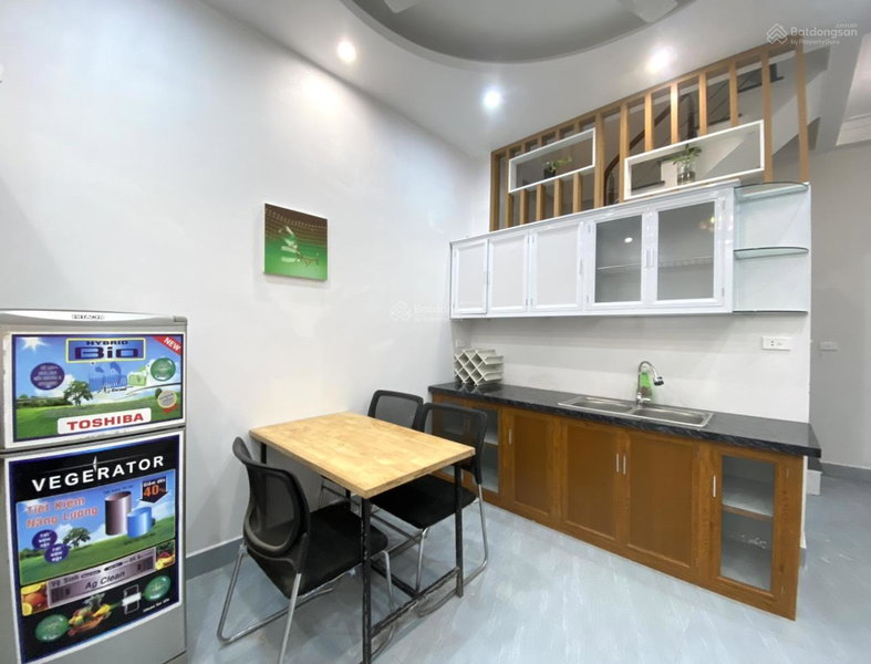 Haus zu vermieten in Hanoi, Vietnam · Tay Ho District · 1 Zimmer, 1 Bad