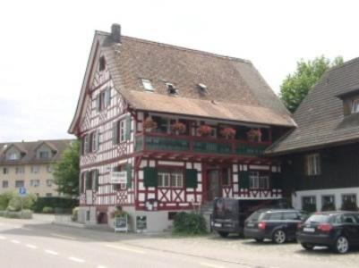 Hotel Restaurant Pizzeria Rotes Haus, Landschlacht Gemeinde Münsterlingen, Switzerland