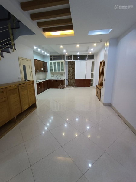 Maison à louer à Hanoï, Viêt Nam · Ha Dong District · 1 chambre, 1 salle de bain