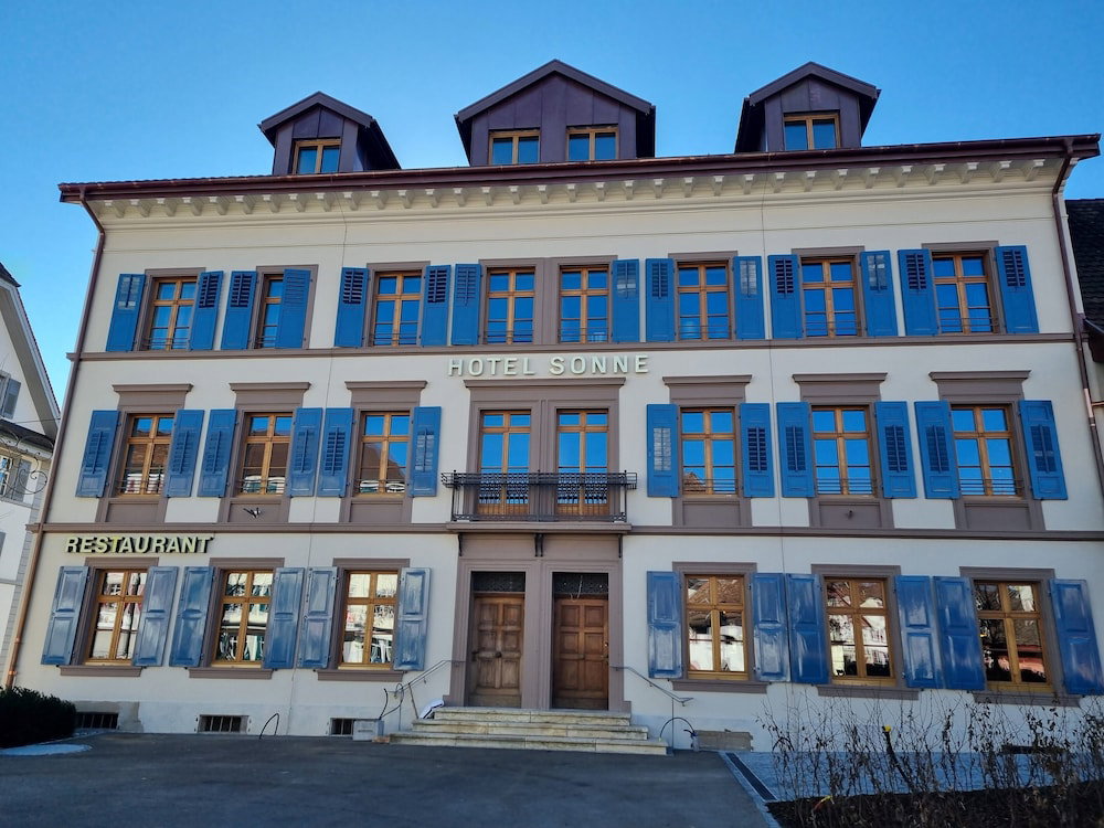 Hotel · Hotel Restaurant zur Sonne, Sissach