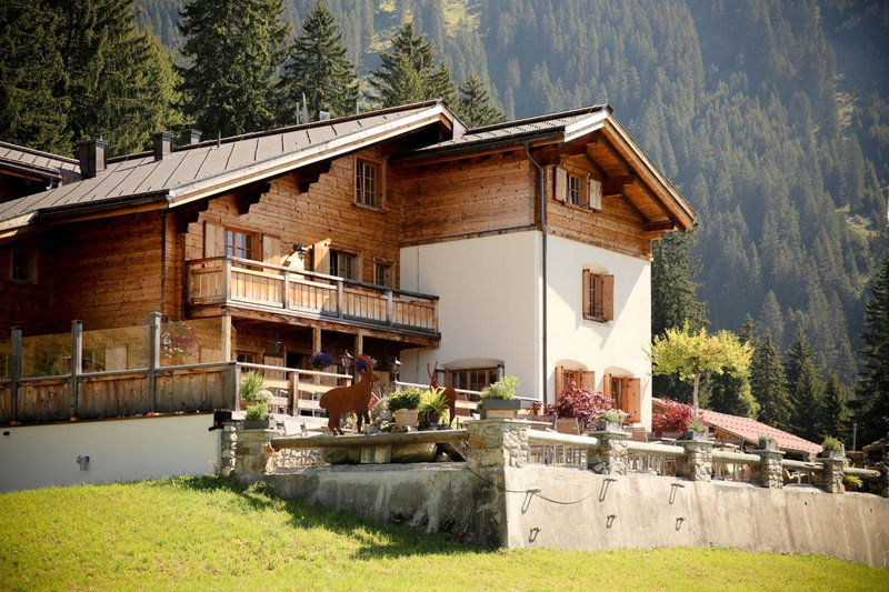 Berghaus Alpenrösli, Klosters, Switzerland