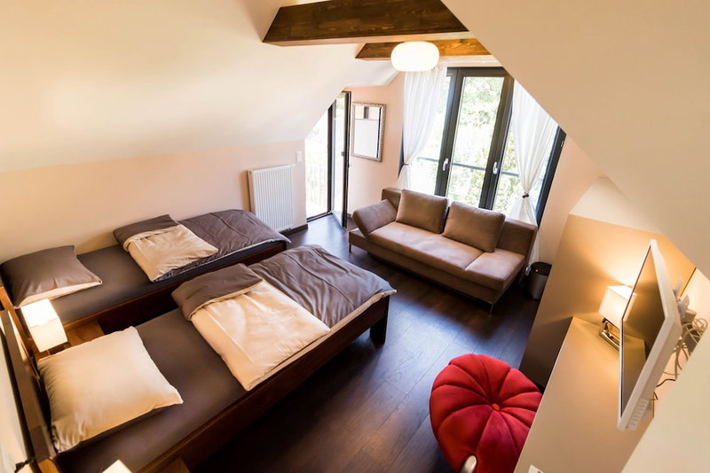 Bed & Breakfast Comfort House Olten - Lostorf, Lostorf, Switzerland