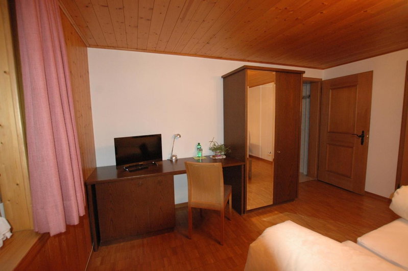 Hotel Pension Im Dorf, Zuzwil, Switzerland