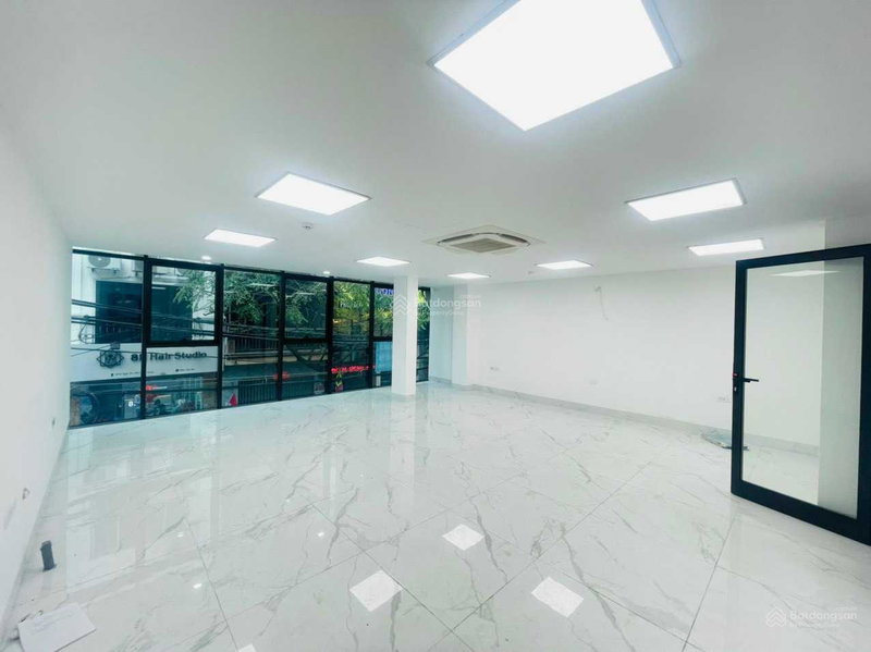 Haus zu vermieten in Hanoi, Vietnam · Dong Da District · 1 Zimmer, 1 Bad