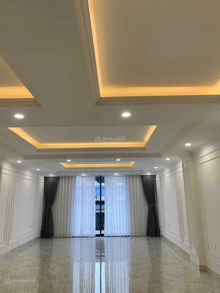 Haus zu vermieten in Hanoi, Vietnam · Dong Da District · 1 Zimmer, 1 Bad