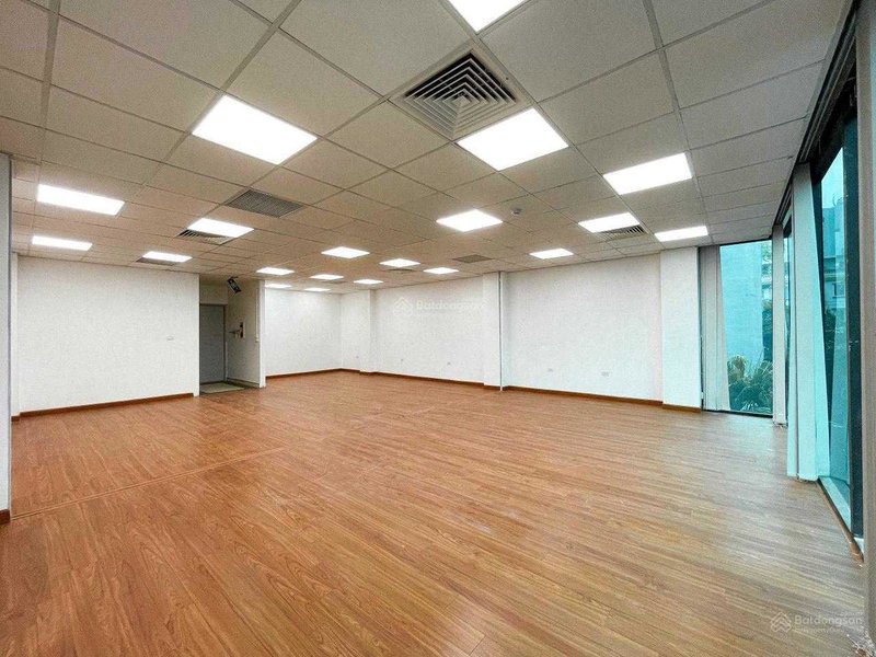 Haus zu vermieten in Hanoi, Vietnam · Dong Da District · 1 Zimmer, 1 Bad