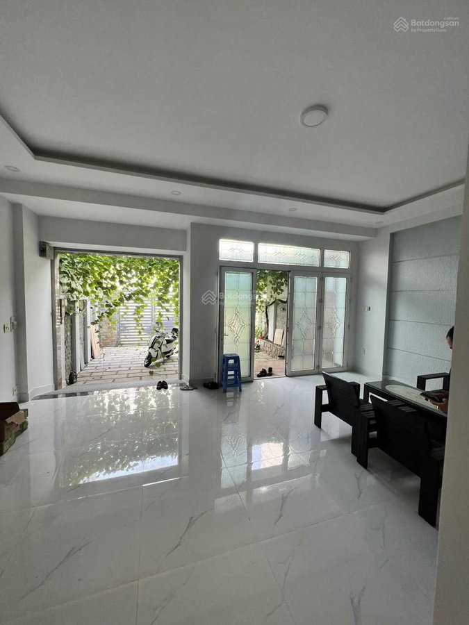 House for rent in Ho Chi Minh City, Vietnam · District 10 · 1 room, 1 bath