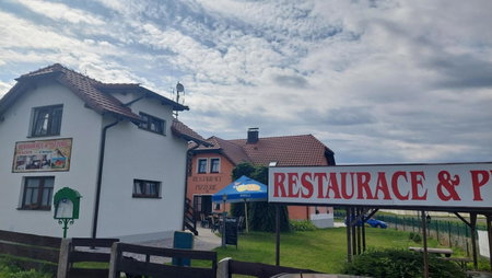 Penzion a restaurace U Strnada, Klatovy, Czechia