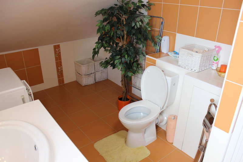 Orange Loft Apartment, Kájov, Czechia