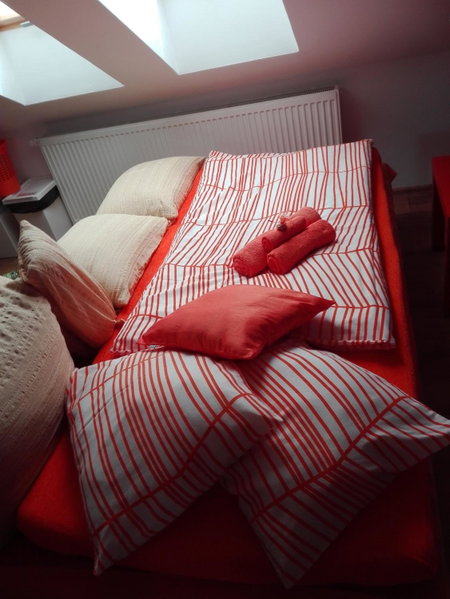 Orange Loft Apartment, Kájov, Czechia