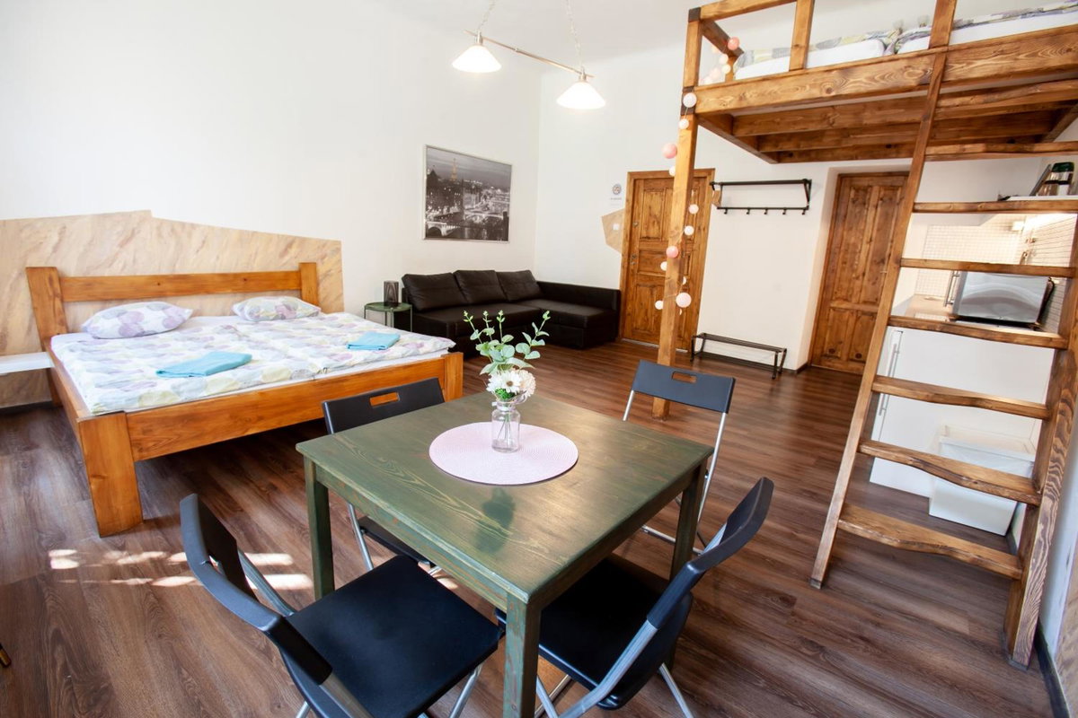 Wow Wow Apartment, Czechia