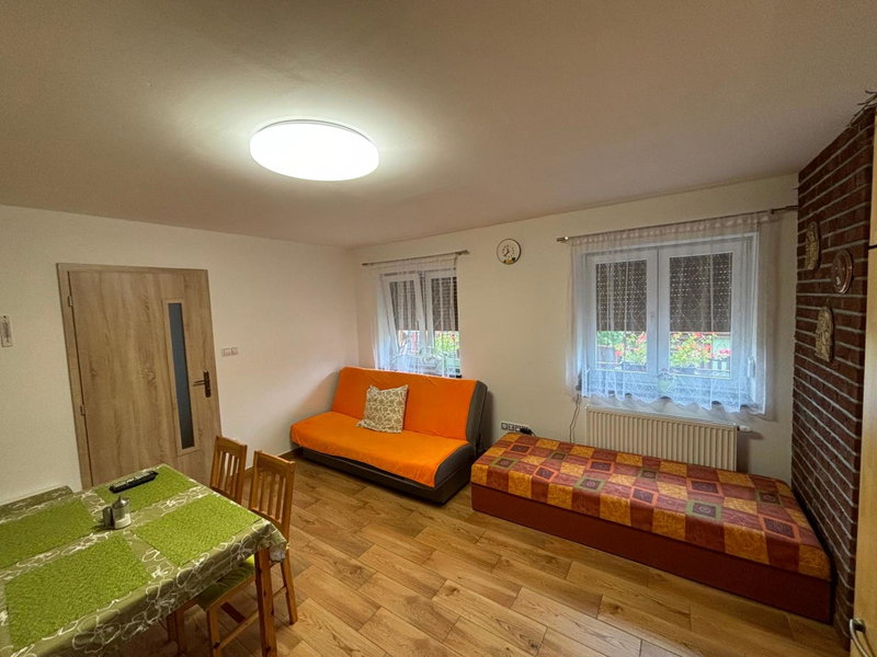 Apartmán pod kostelem, Strážov, Czechia