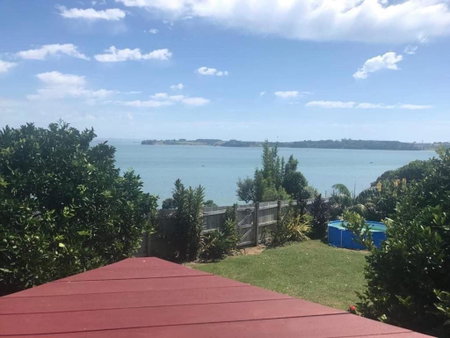 Studio with water views, Omokoroa, New Zealand