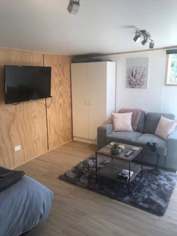 Studio with water views, Omokoroa, New Zealand