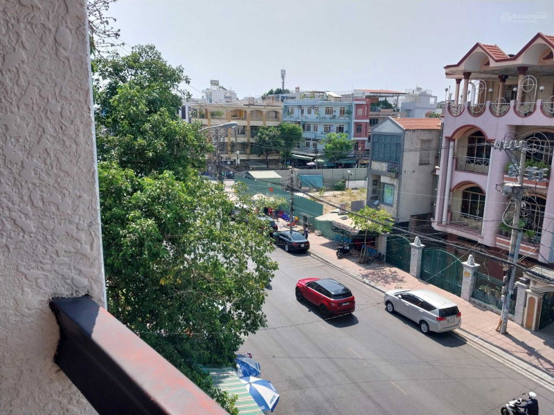 House for rent in Ho Chi Minh City, Vietnam · District 6 · 1 room, 1 bath