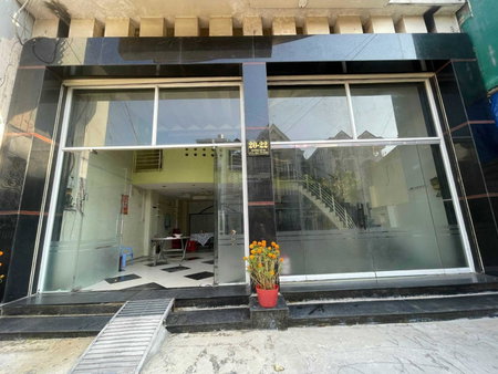 House for rent in Ho Chi Minh City, Vietnam · District 6 · 1 room, 1 bath