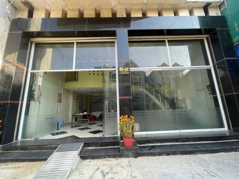 House for rent in Ho Chi Minh City, Vietnam · District 6 · 1 room, 1 bath