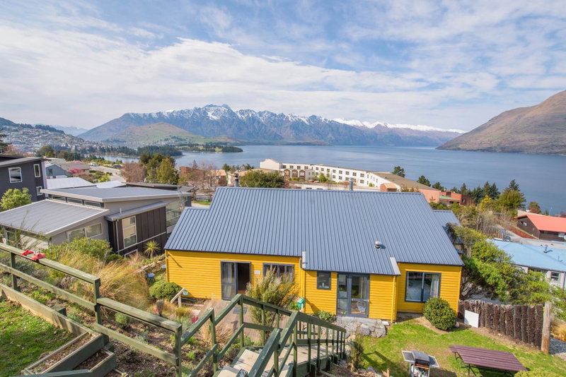 Spectatular Views, Queenstown, New Zealand