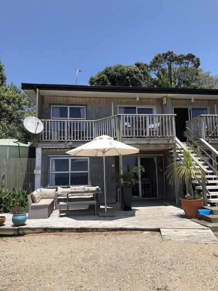 Driftwood Lodge, Cable Bay, New Zealand