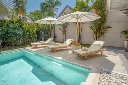 Villa Piece Of Peace private 3BR with large pool and garden, Canggu, Indonesia
