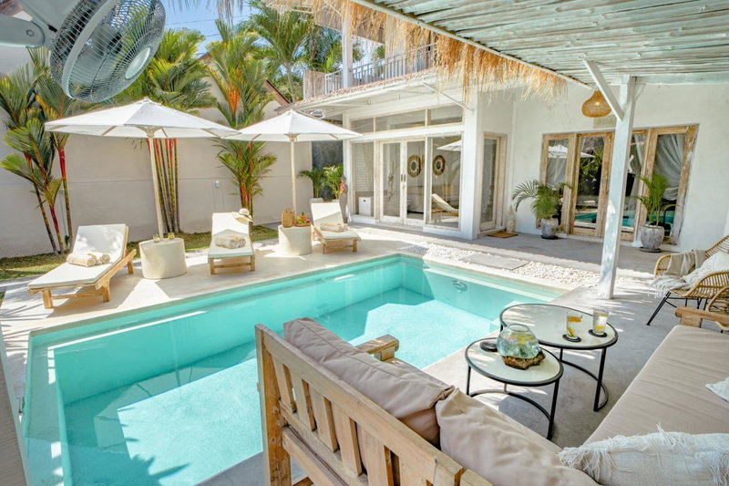 Villa Piece Of Peace private 3BR with large pool and garden, Canggu, Indonesia