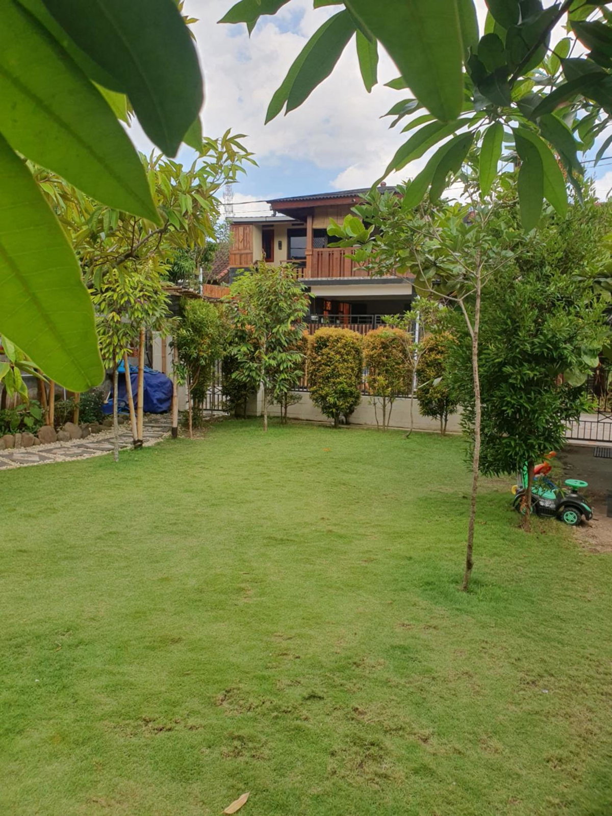 Suci's Friendly Apartments, Indonesia