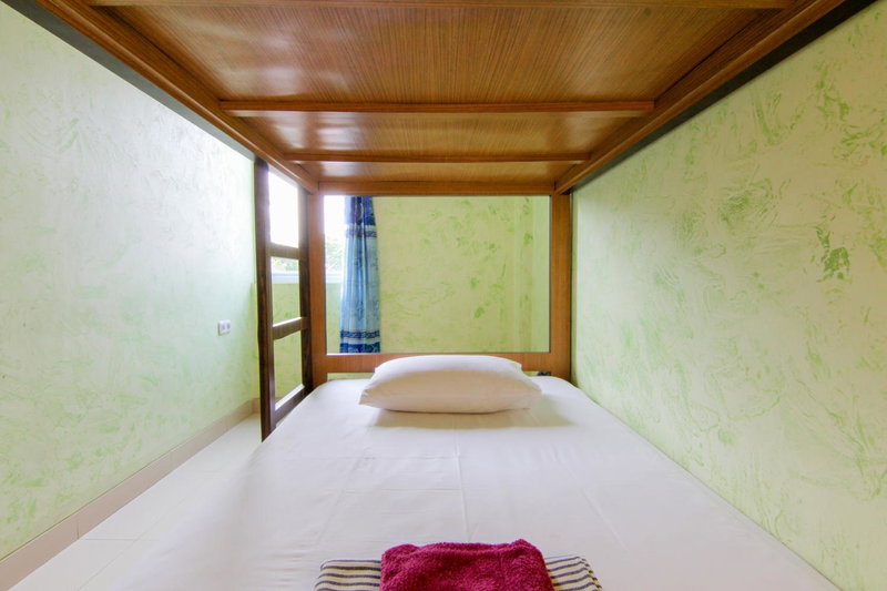 Yani Homestay, Padang, Indonesia